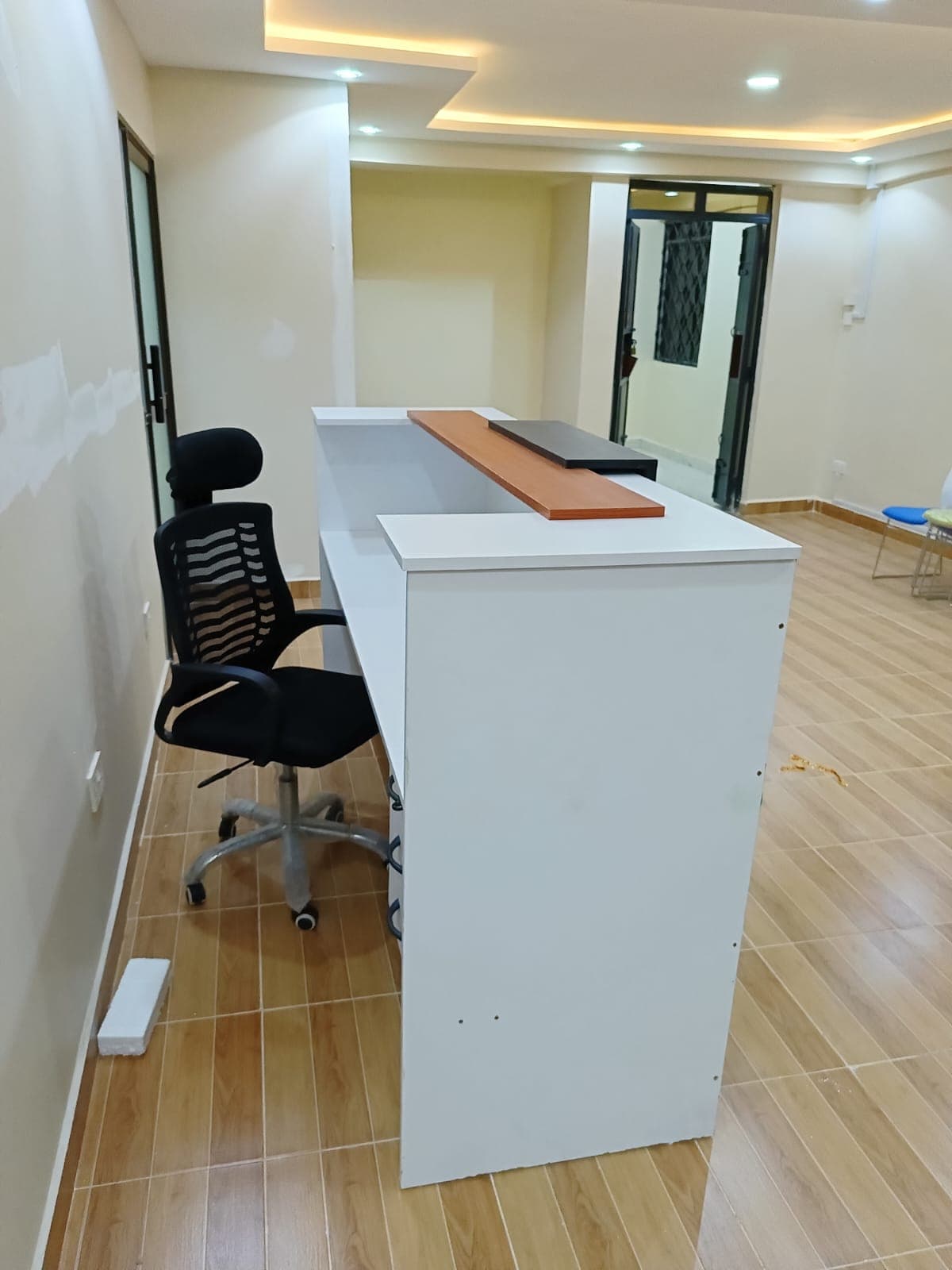 Reception desk
